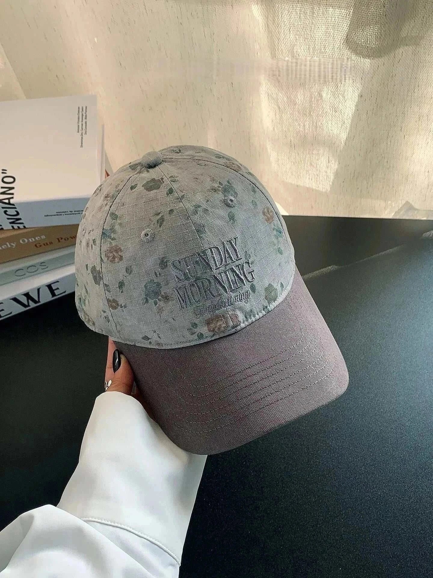 Floral embroidered baseball cap made of cotton, one size, imported, 4.7 inches height