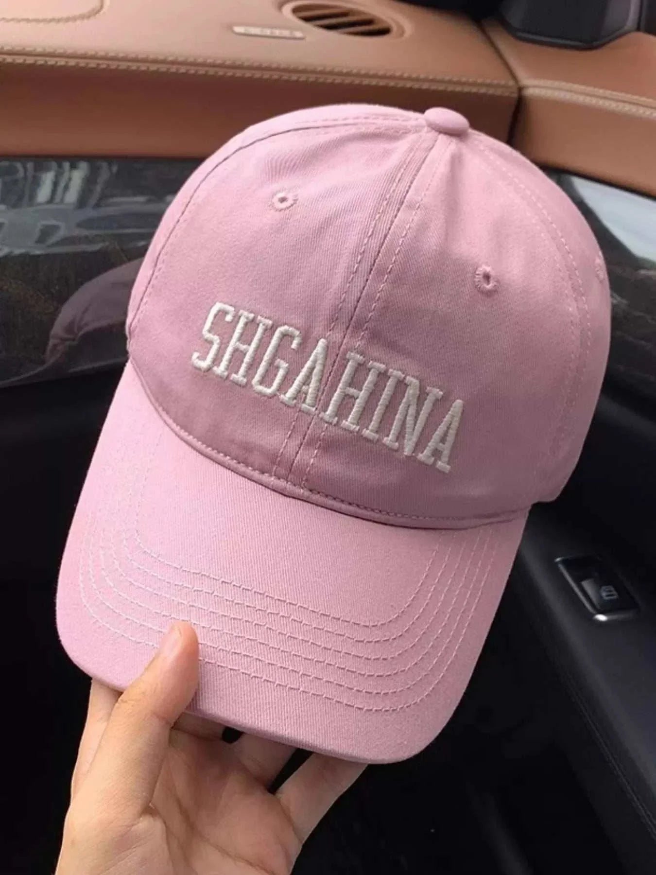 Embroidered letter baseball cap made of cotton, one size, 5.1 inches height, imported