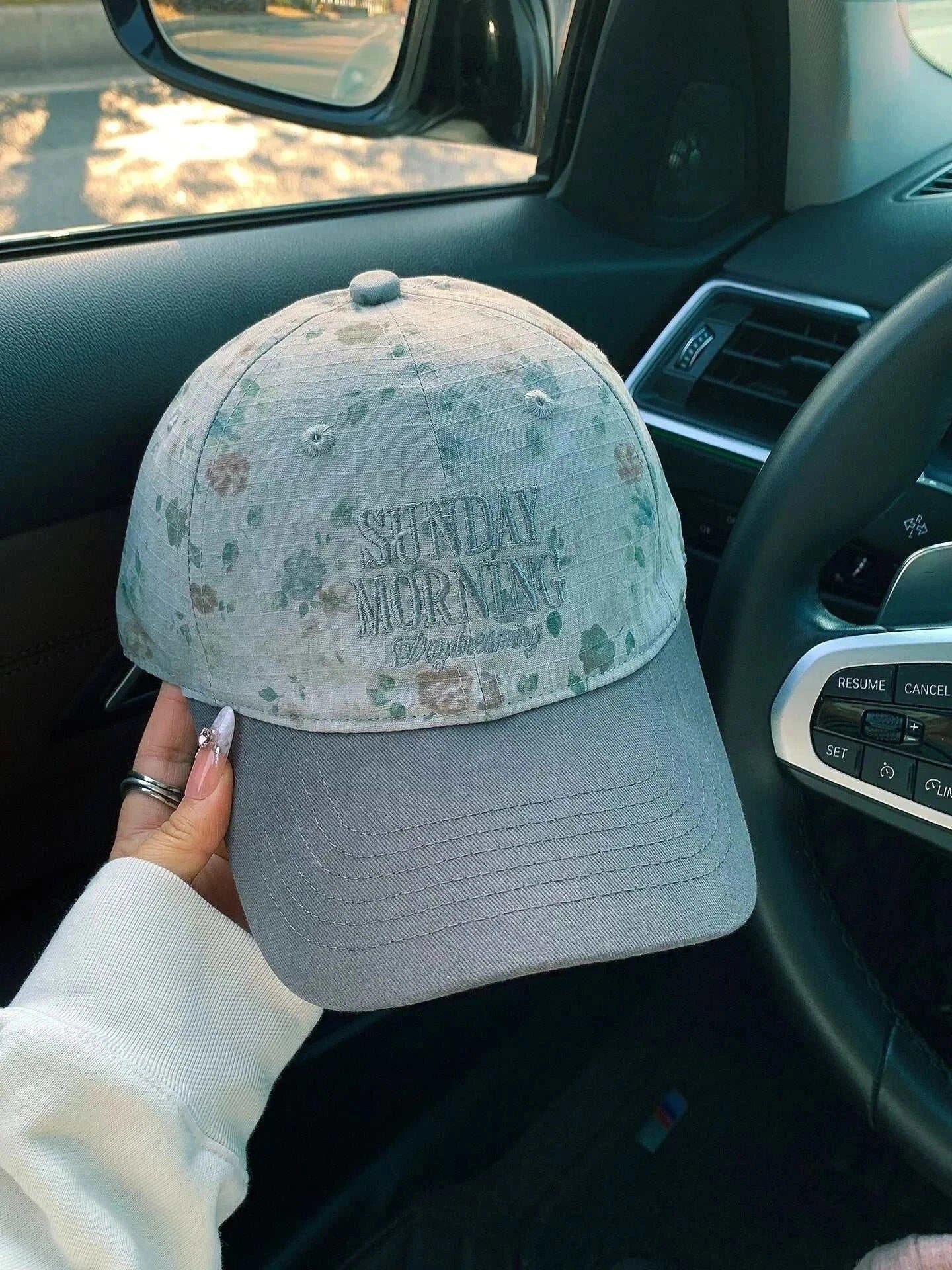 Floral embroidered cotton baseball cap in one size with 4.7-inch height